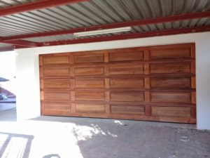 20 Panel Double Meranti
